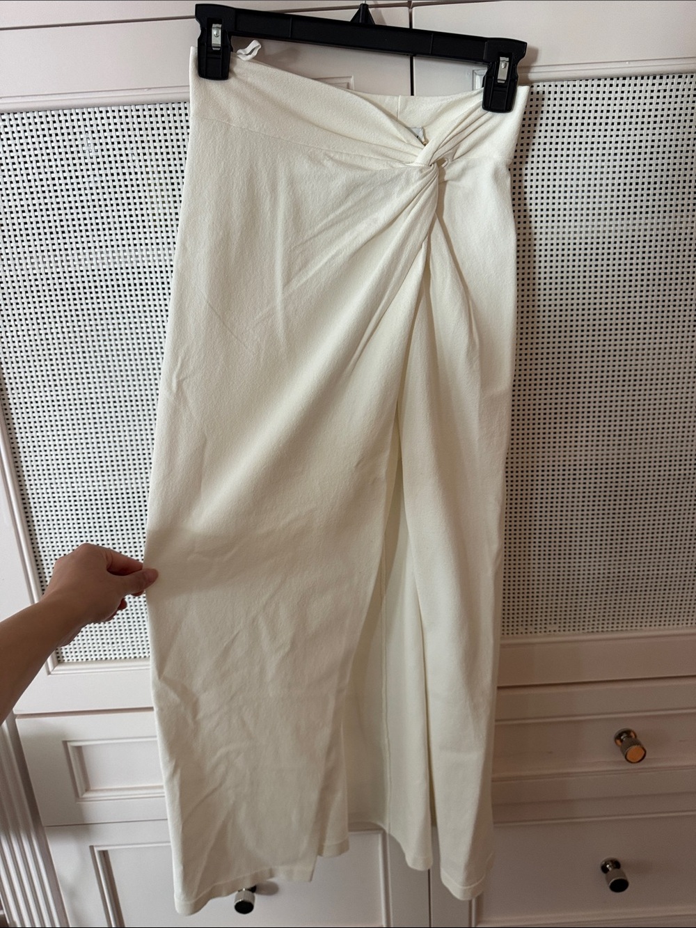 Scanlan Theodore Cream Knot-Front Sarong Skirt